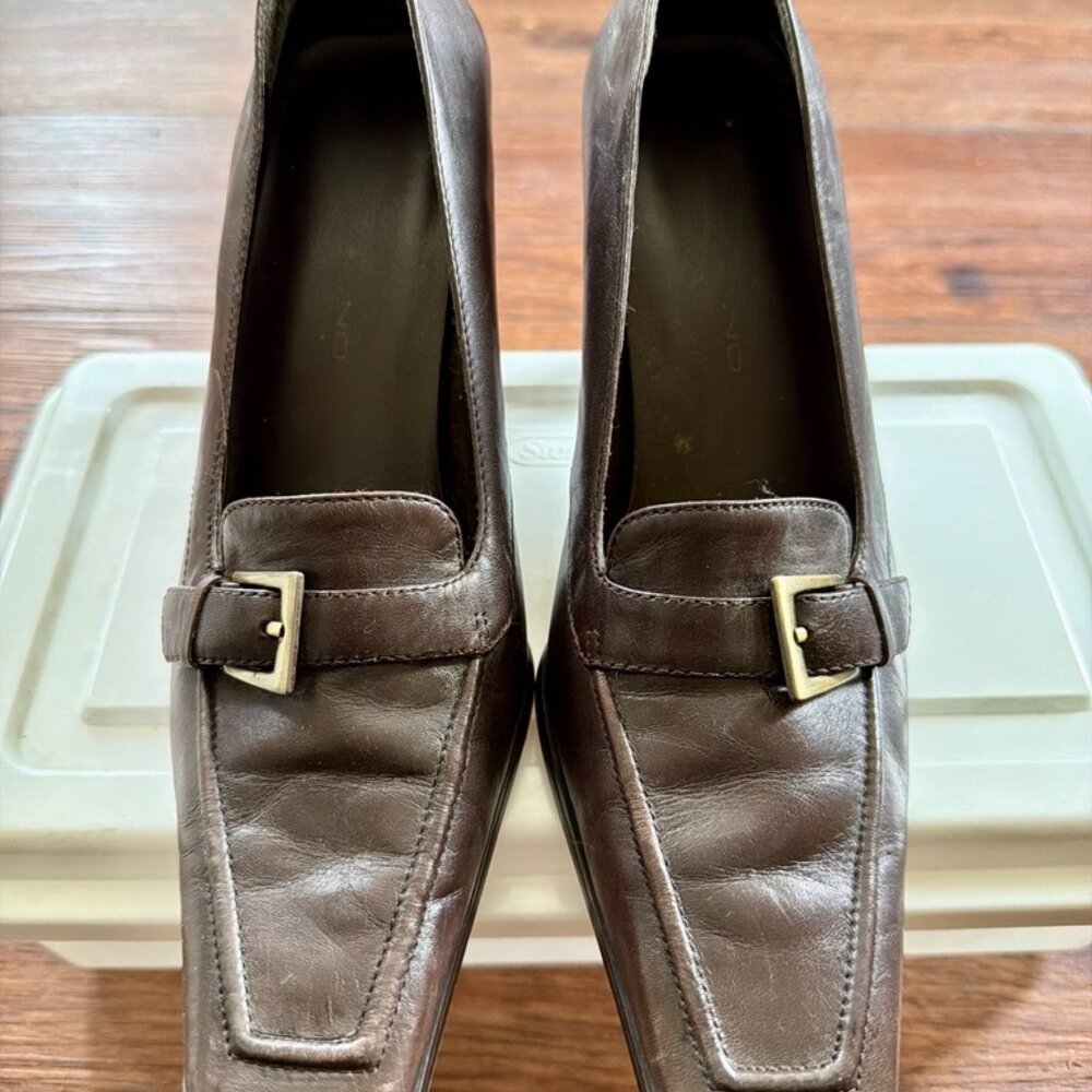 Bandolino Brown Leather Square Toe Pumps Size 7 Buckle Mid Heel Classic